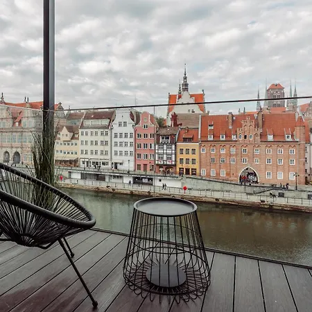 Deo Na Wyspie Spichrzów Aparthotel Danzig