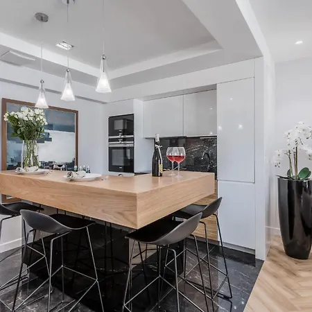 Deo Na Wyspie Spichrzow By Rent Like Aparthotel